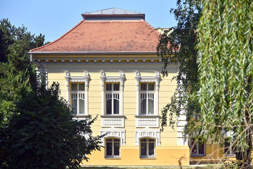 Iodine Spa, Novi Sad – Dvorci Srbije